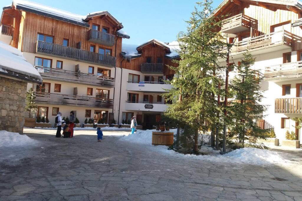 לז אור Chaleureux Appartement Au Coeur Des Orres 1800, Menage Compris מראה חיצוני תמונה